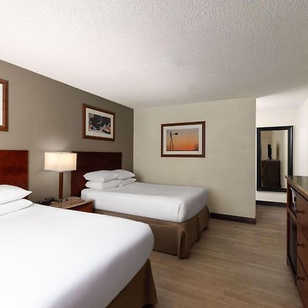 Ramada By Wyndham Elko Hotel At Stockmen'S Casino Extérieur photo
