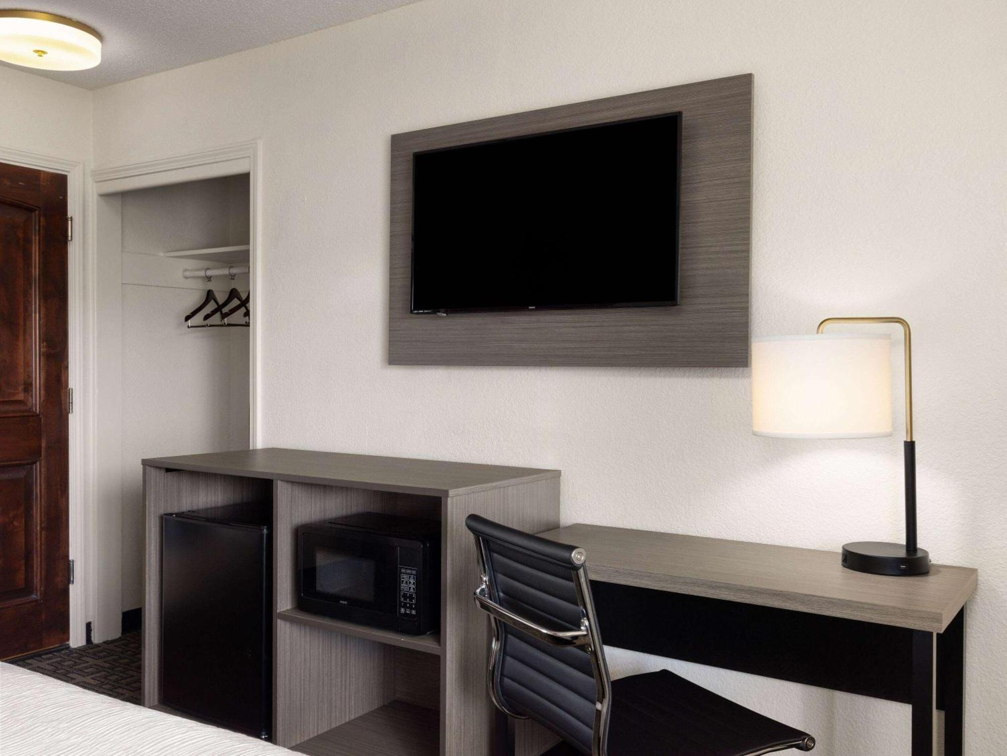 Ramada By Wyndham Elko Hotel At Stockmen'S Casino Extérieur photo