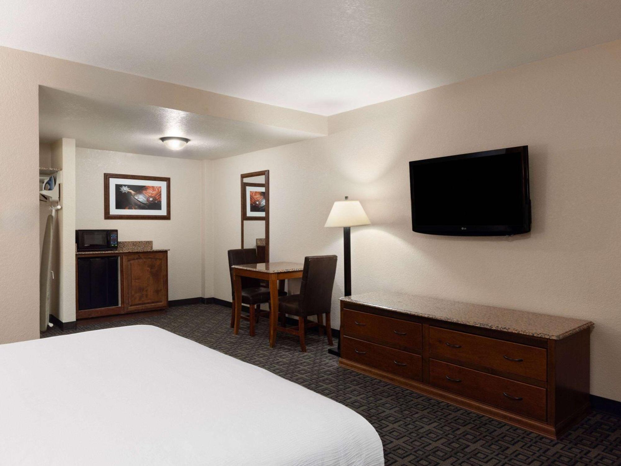 Ramada By Wyndham Elko Hotel At Stockmen'S Casino Extérieur photo