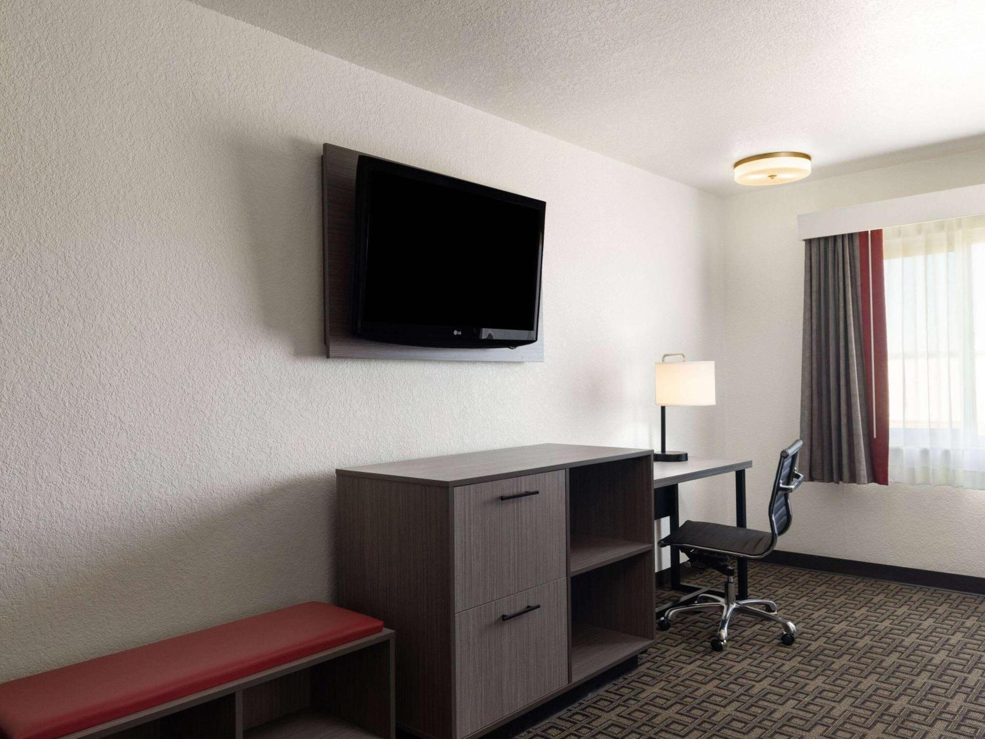 Ramada By Wyndham Elko Hotel At Stockmen'S Casino Extérieur photo