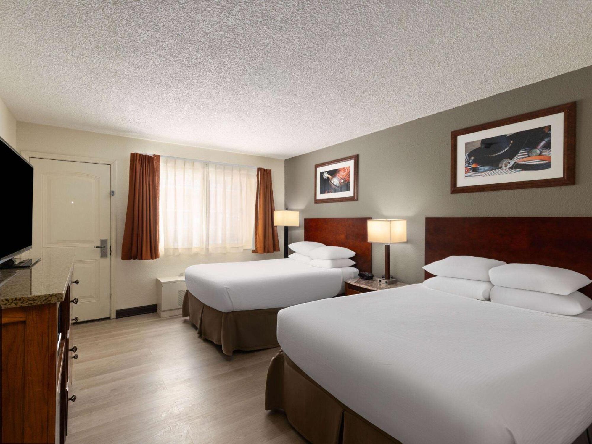 Ramada By Wyndham Elko Hotel At Stockmen'S Casino Extérieur photo