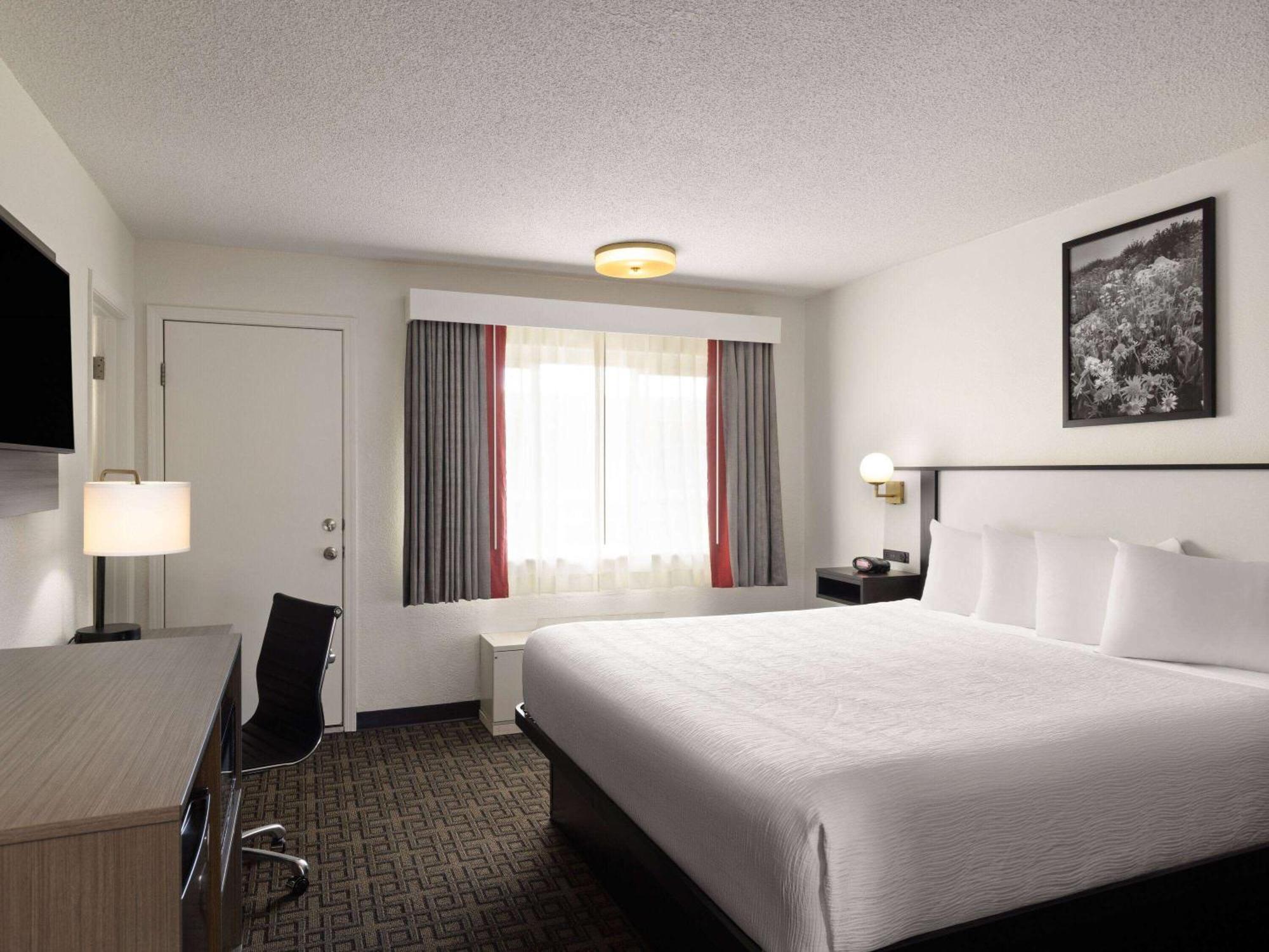 Ramada By Wyndham Elko Hotel At Stockmen'S Casino Extérieur photo