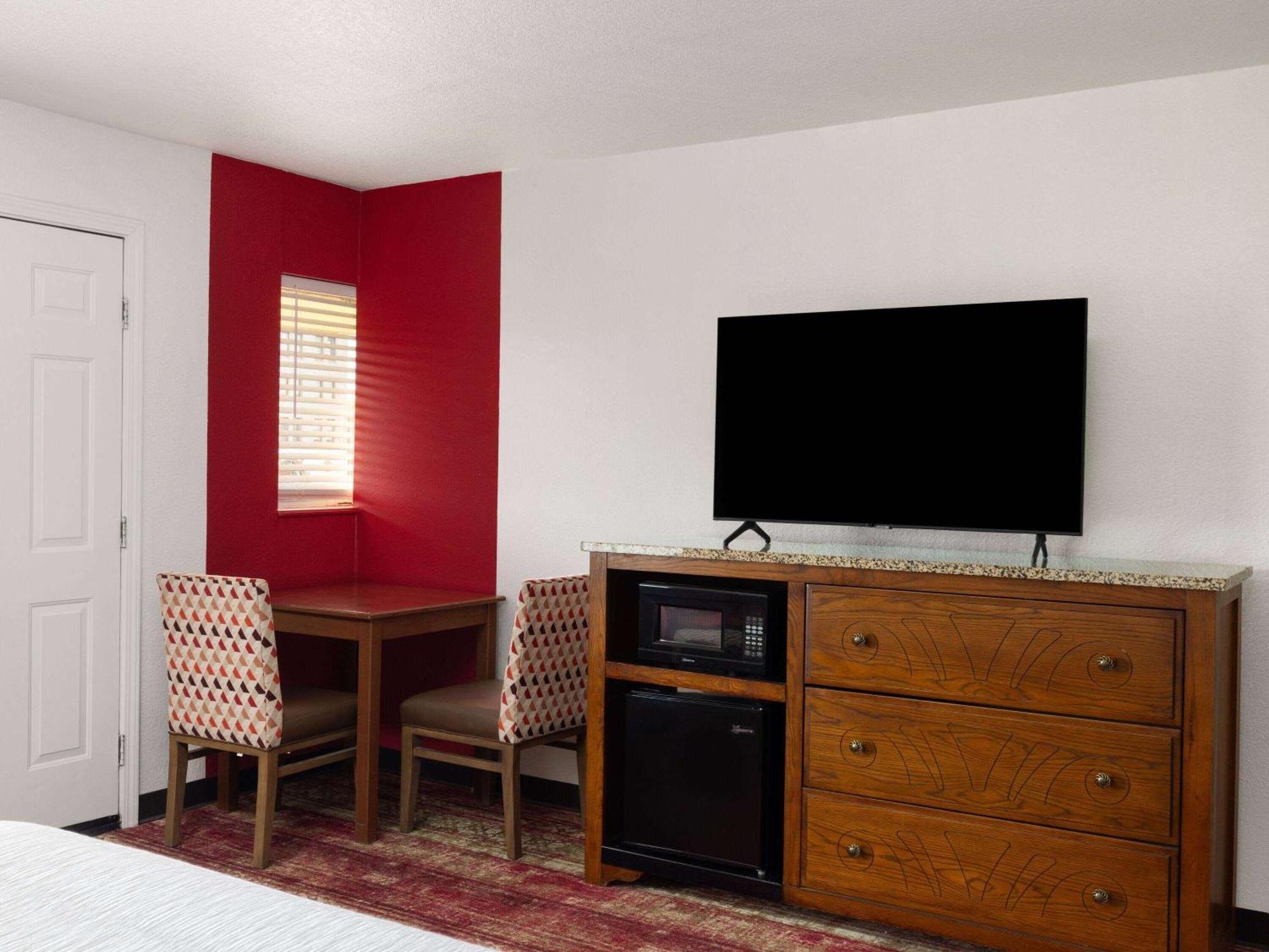 Ramada By Wyndham Elko Hotel At Stockmen'S Casino Extérieur photo